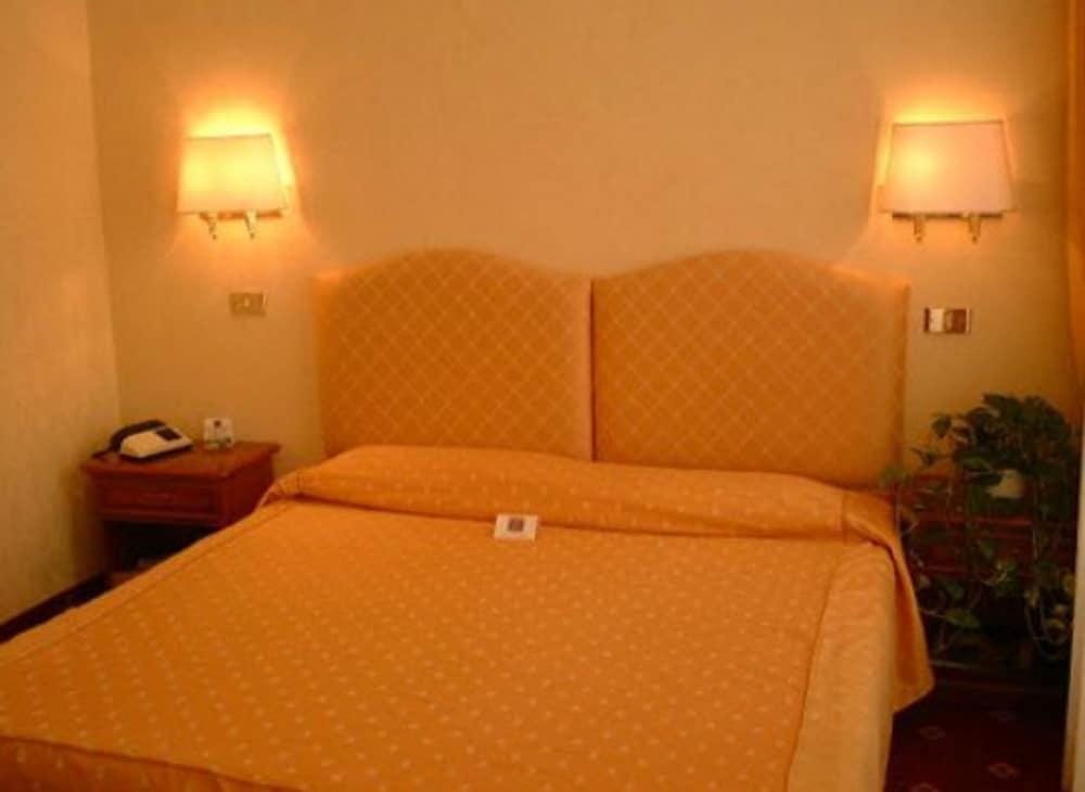 Gh Hotel San Giusto Rome Room photo