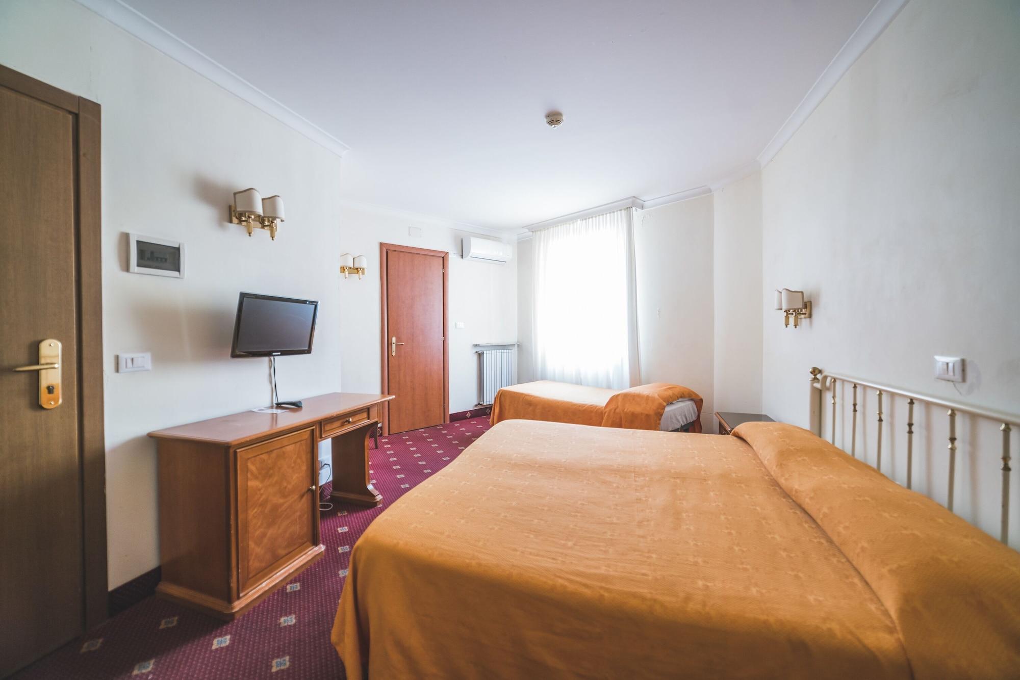 Gh Hotel San Giusto Rome Exterior photo
