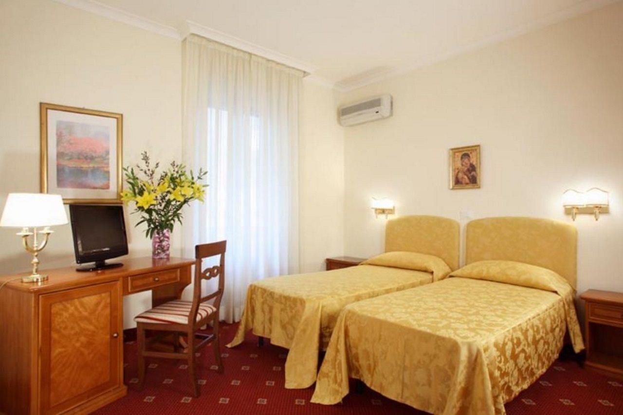 Gh Hotel San Giusto Rome Exterior photo