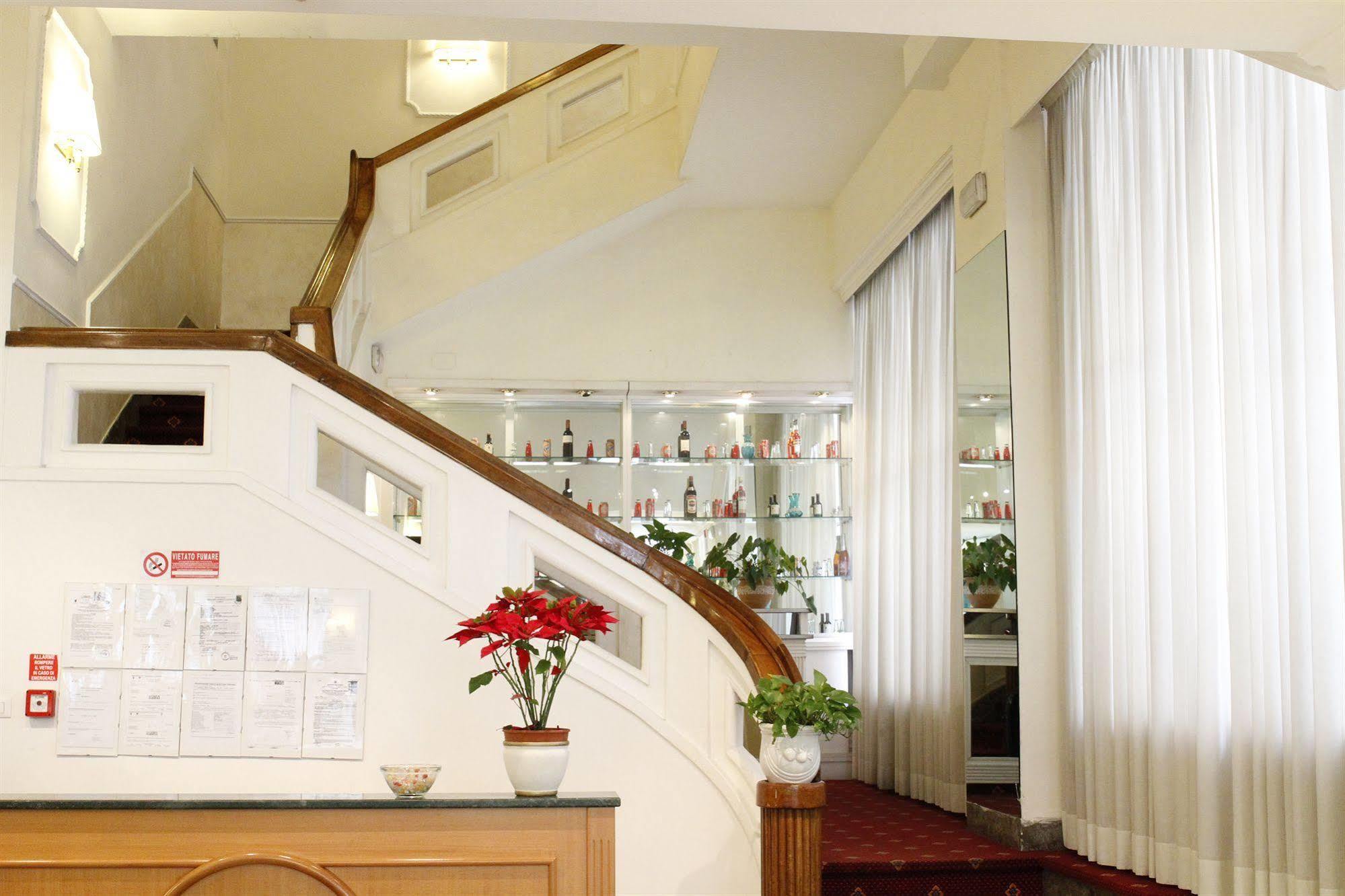Gh Hotel San Giusto Rome Exterior photo