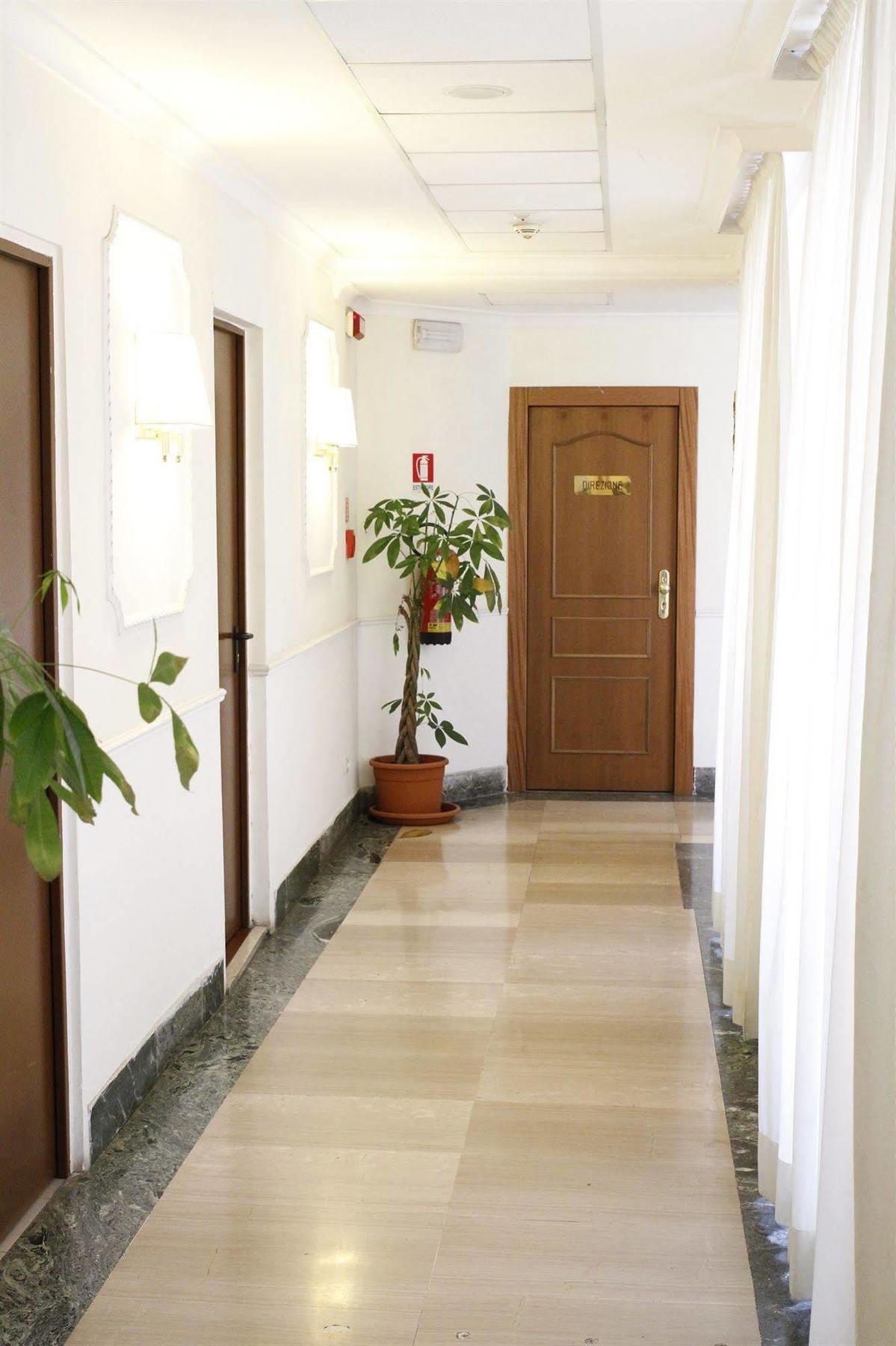 Gh Hotel San Giusto Rome Exterior photo
